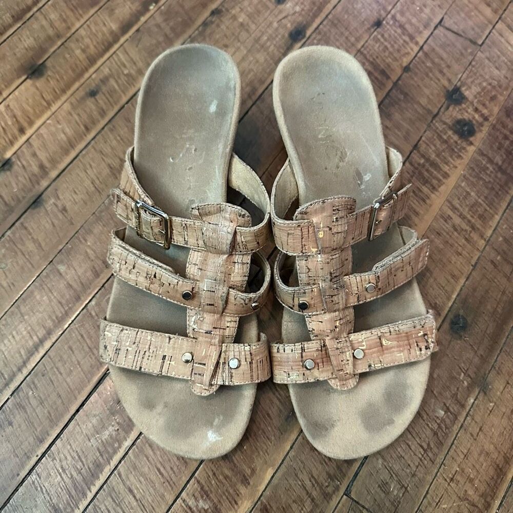 Vionic strappy tan wedge ortho arch support size 7 sandals